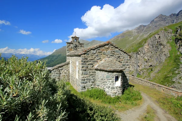 Chapel Saint-Jean at the Grande Dixence dam, Switzerland — Stock Photo, Image