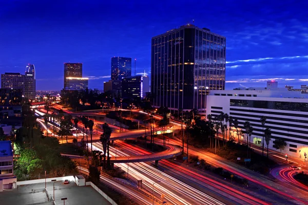 Timelapse зображення з Лос-Анджелеса автомагістралей на заході сонця — стокове фото