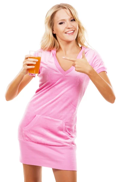 Αστείο κορίτσι με ένα ποτήρι φρέσκο χυμό — Φωτογραφία Αρχείου