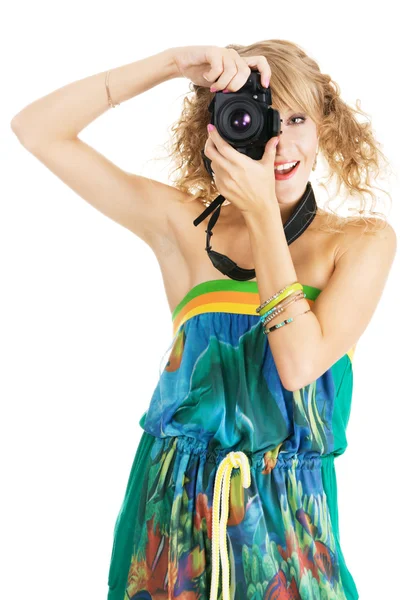 Fröhliche junge Frau beim Fotografieren — Stockfoto