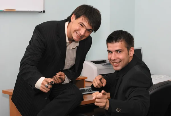 Dois empresários alegres — Fotografia de Stock