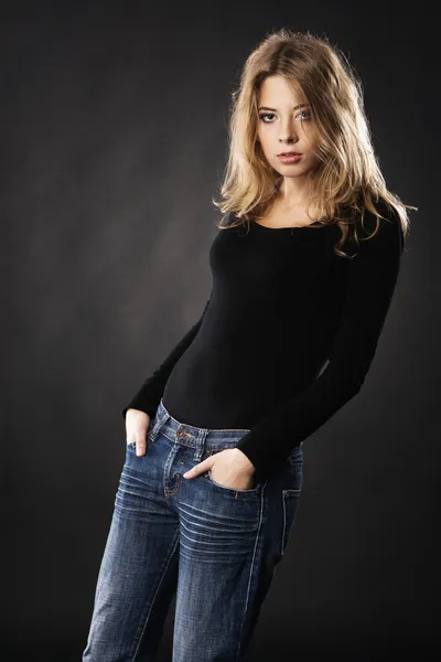 Seductive model in casual clothing — Stock Photo, Image