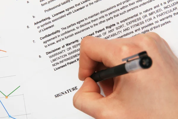 Signing a generic license agreement — Stock Photo, Image