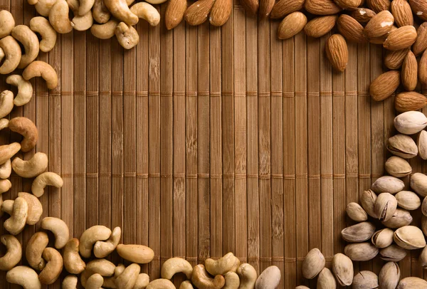Achtergrond gemaakt van heerlijke noten — Stockfoto