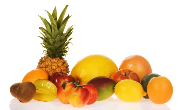 다양 한 신선한 과일 — 스톡 사진