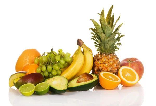 Sortimento de frutas frescas — Fotografia de Stock