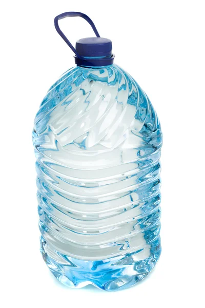 Wasserflasche isoliert auf weiß — Stockfoto