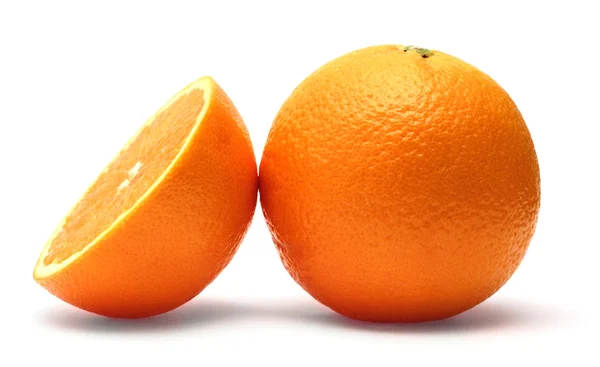 Orange fraîche isolée sur blanc — Photo