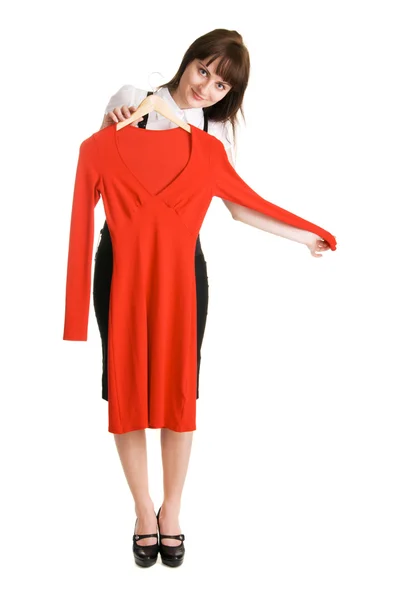 Hermosa dama probándose un vestido rojo —  Fotos de Stock