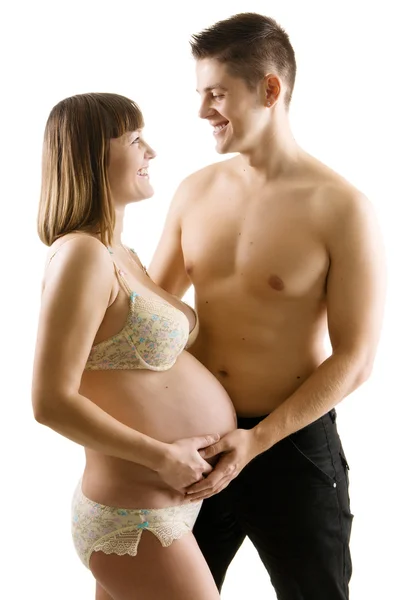 Piękna młoda para spodziewa się dziecka — Zdjęcie stockowe