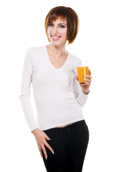 Bella giovane donna con un bicchiere di succo fresco — Foto Stock
