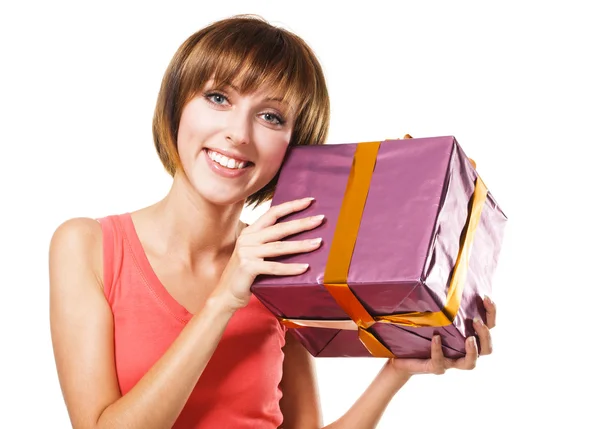 Mooi meisje met een doos van de gift — Stockfoto