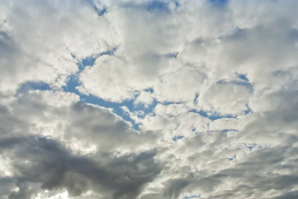Clouds with blue skies — Stock Photo, Image