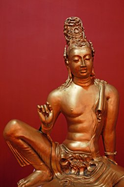 Buda heykeli.