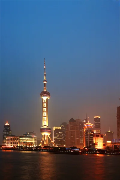 Vista de Shanghai por la noche —  Fotos de Stock