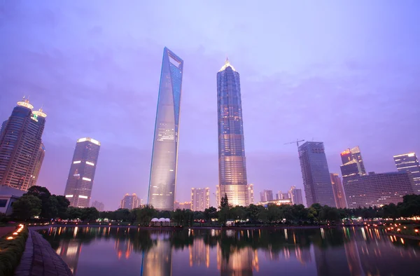 Modern gebouw in shanghai — Stockfoto