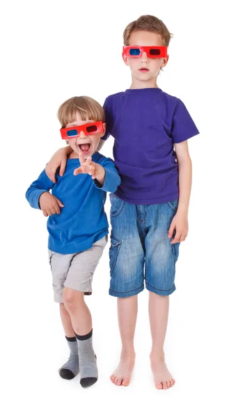 Хлопчики розважаються в 3D окулярах — стокове фото