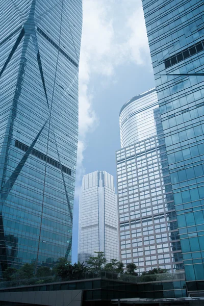 Абстрактные стеклянные небоскребы — стоковое фото