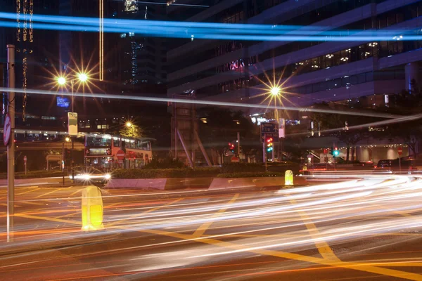 gece trafik meşgul sokak