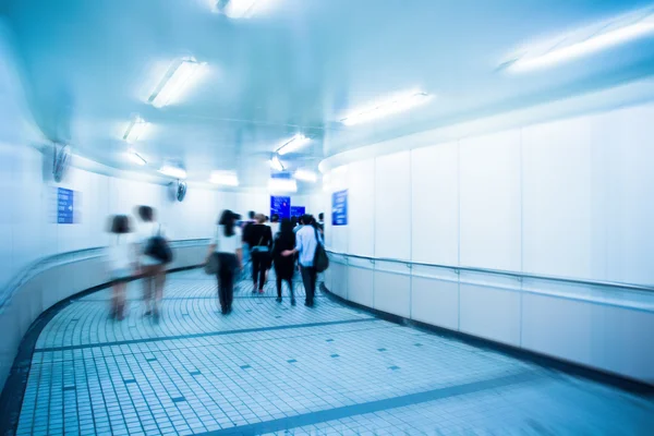Passagier in het metro-kanaal — Stockfoto