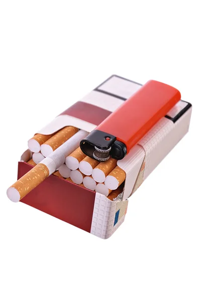 Boîte ouverte de cigarettes — Photo