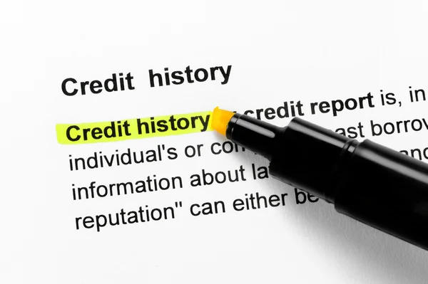 Kredit historia text markeras i gult — Stockfoto
