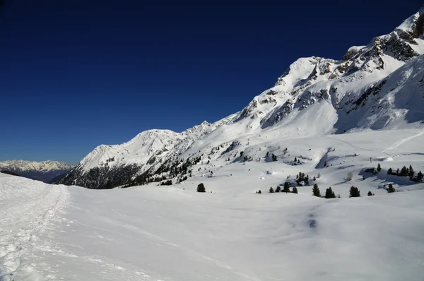 Paisagem de inverno em alta Val Martello — Fotografia de Stock