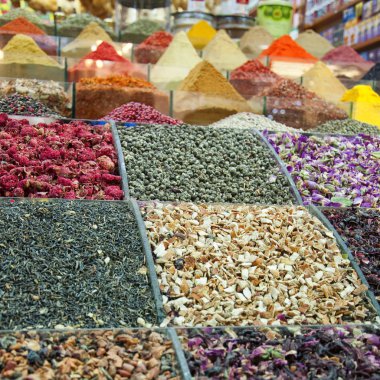 Istanbul egyptian spice market 04 clipart