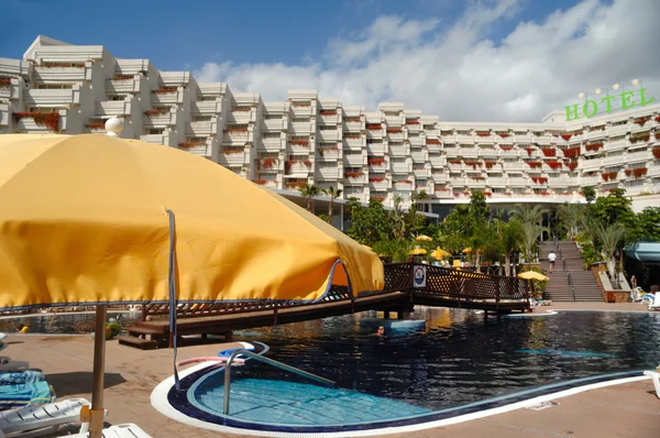 Hotel resort ve Havuzu — Stok fotoğraf