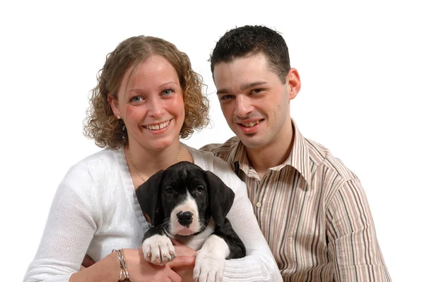 Jeune couple et chien — Photo