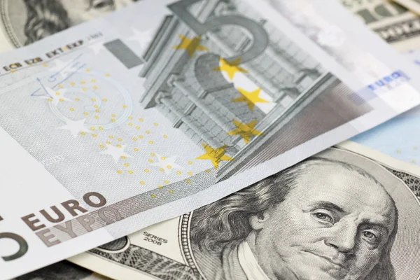 Euro e dólares — Fotografia de Stock