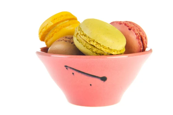 Französische Macarons in Schüssel — Stockfoto