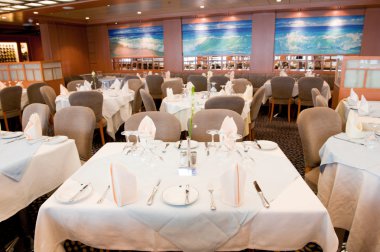 cruise gemi Restaurant