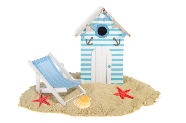 Пляжна хатина зі стільцем — стокове фото