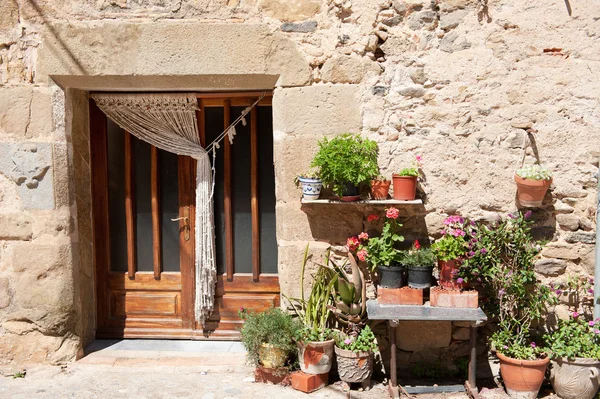 Hiszpański drzwi w domu — Zdjęcie stockowe