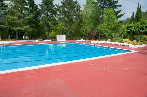 Luxury swimming pool — Stock Photo, Image