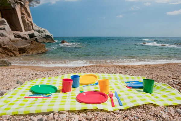 Piknik rannalla — kuvapankkivalokuva