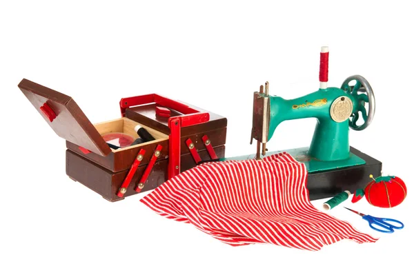Máquina de coser con ropa — Foto de Stock