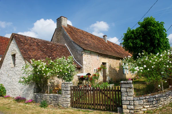 ロマンチックなフランスの家 — ストック写真