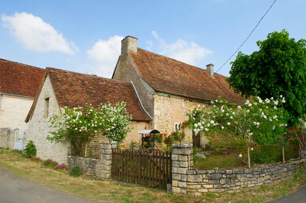 Romantisk fransk hus — Stockfoto