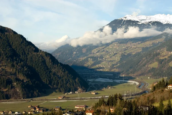 Alpské údolí, Rakousko — Stock fotografie