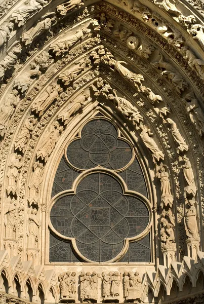 Leadlight pencere, reims Katedrali, Fransa — Stok fotoğraf