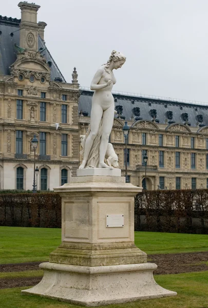 Nymphe statue, paris, frankreich — Stockfoto