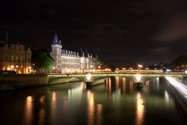 conciergerie & nehir SEINE, paris, Fransa