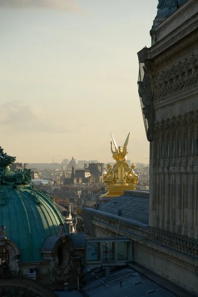 Скульптура Парижского оперного театра — стоковое фото