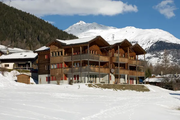 Casa alpina — Foto de Stock