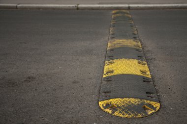 Speed bump clipart