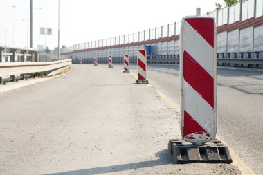 karayolu üzerinde inşaat işleri