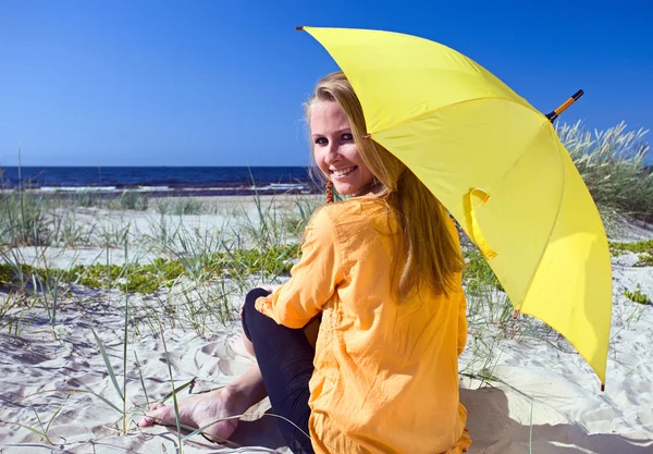 Woman with umbrella. — Stock Photo, Image