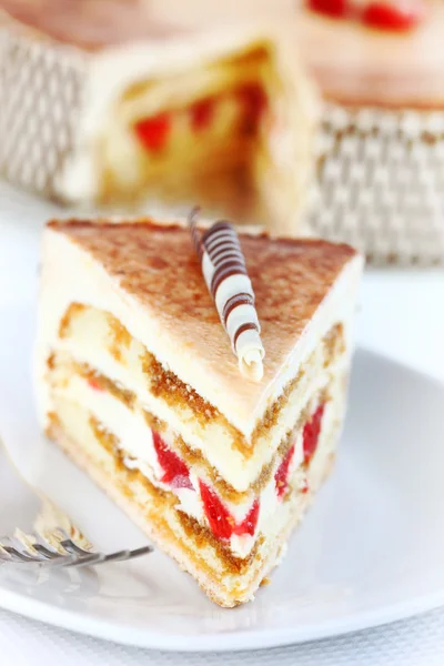 Тірамісу торт до дня народження — стокове фото